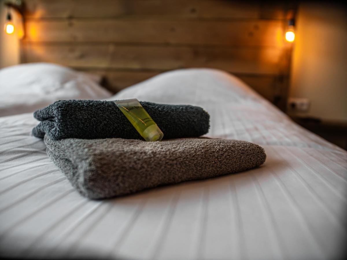 B&B Bij De 3 Linden 비첸 외부 사진